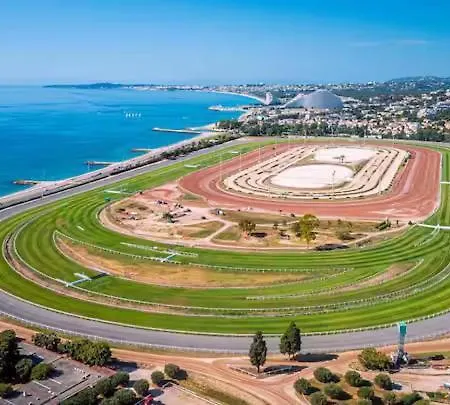 Kennedy Parking Wifi Terrasse Cagnes-sur-Mer
